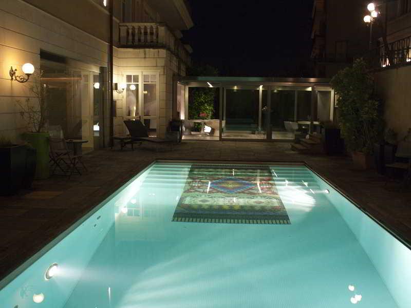 Una Hotels One Katanya Konforlar fotoğraf