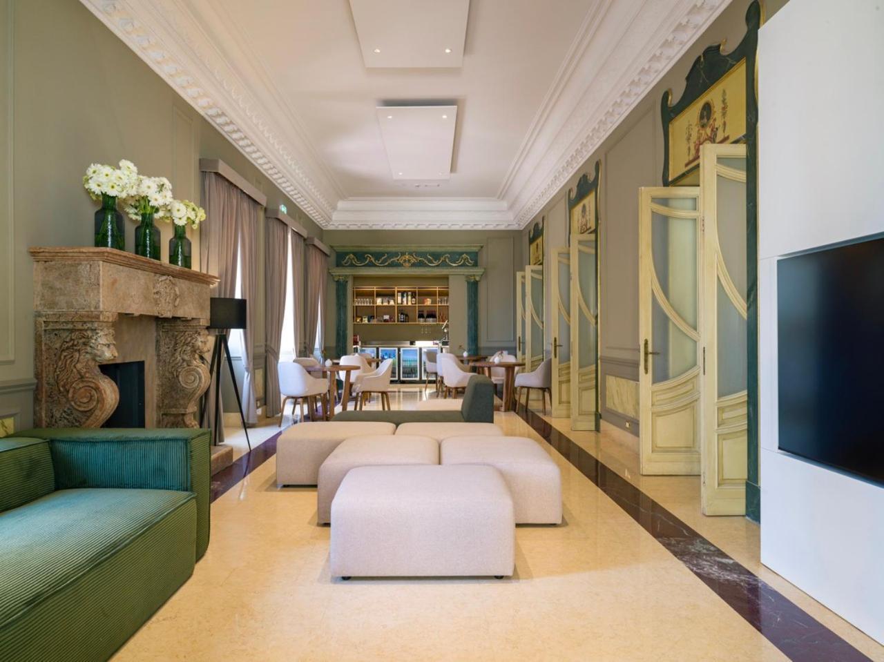 Una Hotels One Katanya Dış mekan fotoğraf