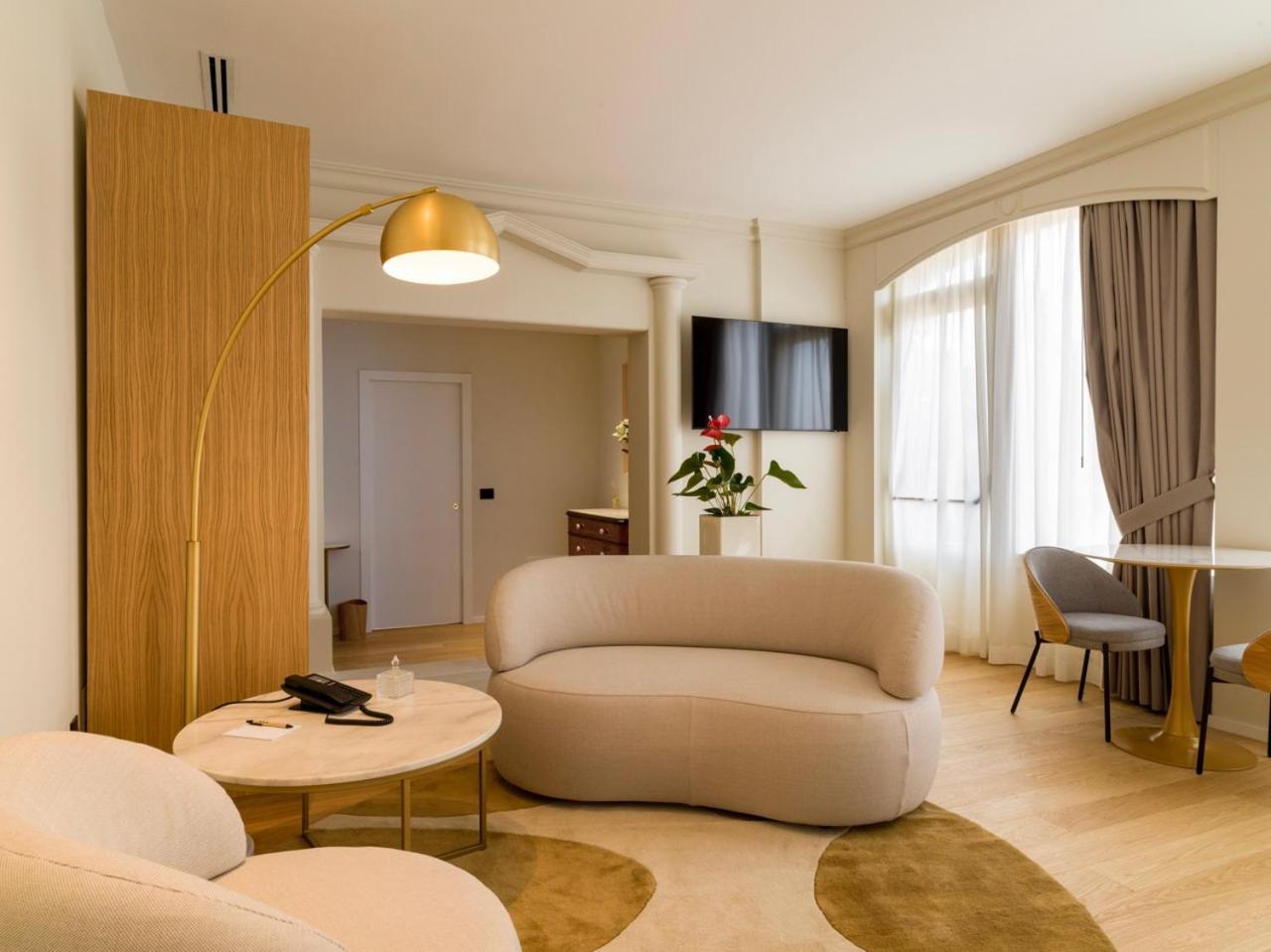 Una Hotels One Katanya Dış mekan fotoğraf