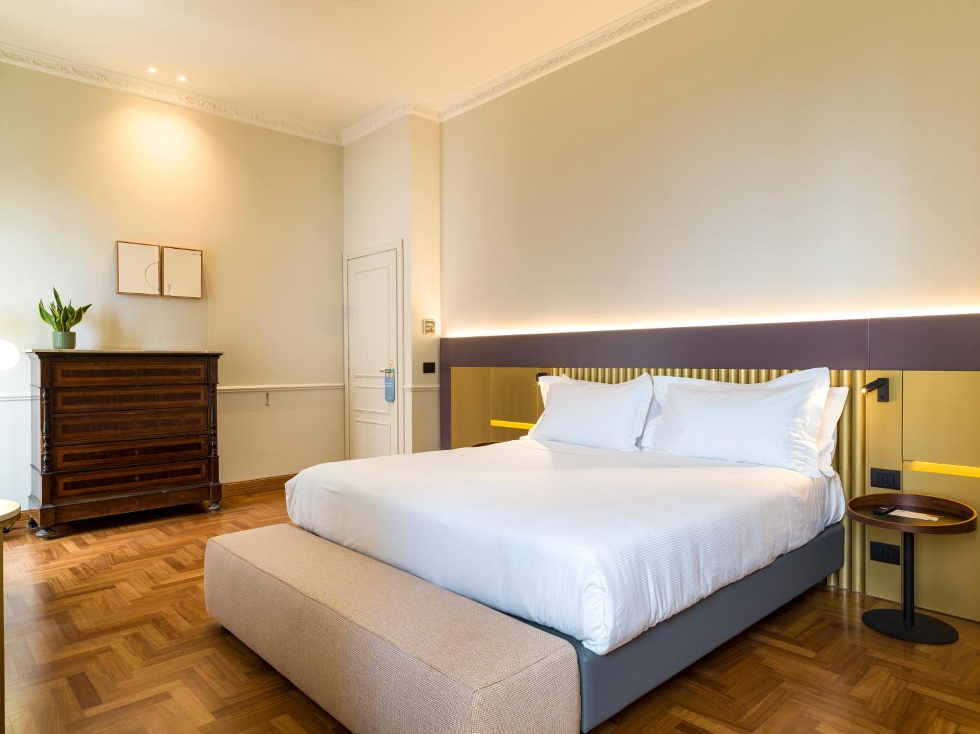 Una Hotels One Katanya Dış mekan fotoğraf