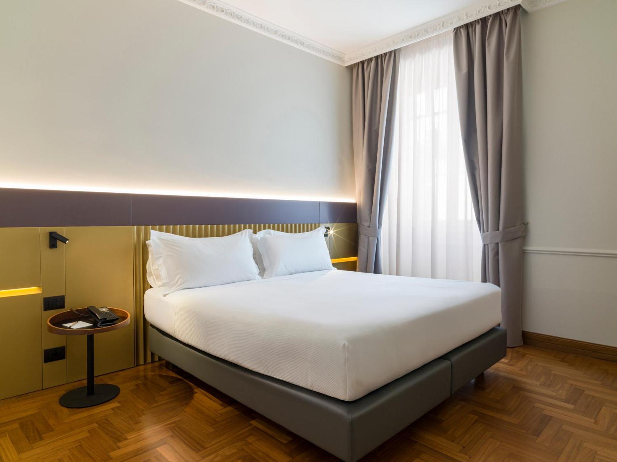 Una Hotels One Katanya Dış mekan fotoğraf
